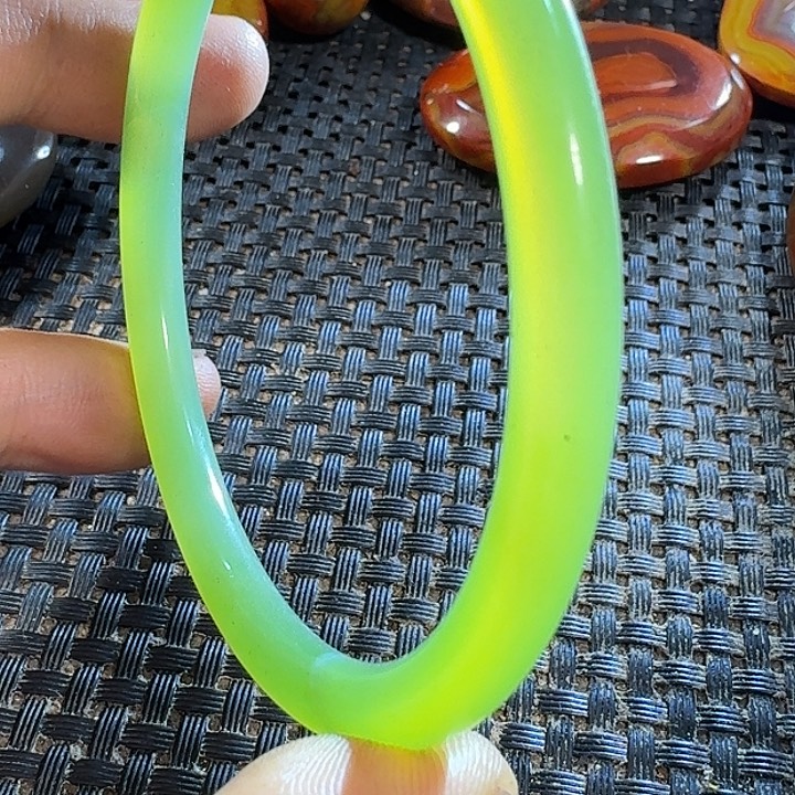 蒲***利玛瑙/玉髓未镶嵌颈饰