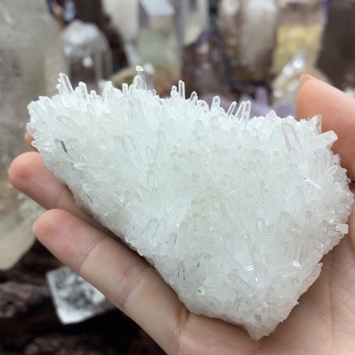 水晶未镶嵌摆件小杜