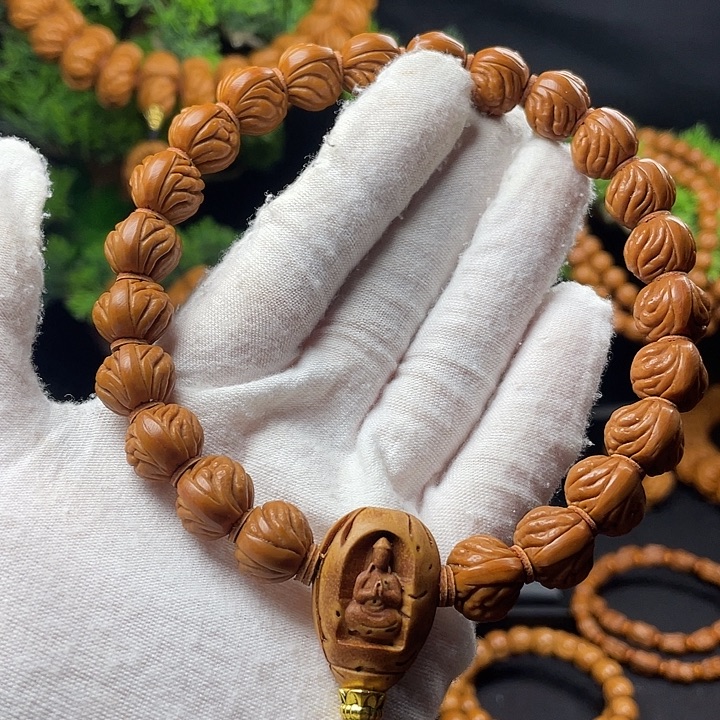 桃核吊坠秦岭龙纹桃核