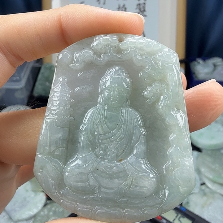 翡翠未镶嵌颈饰翡翠