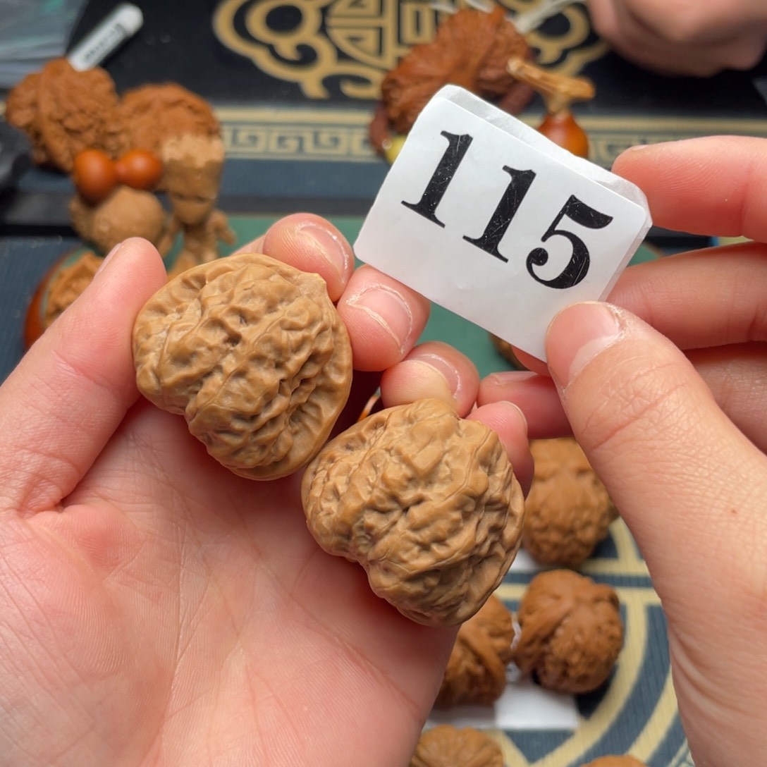 桃核吊坠璐**你35蛤蟆头115号