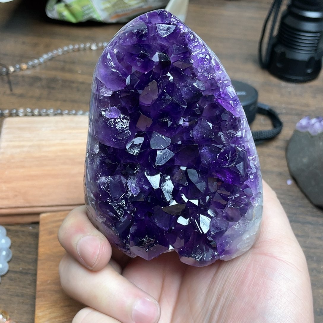 紫晶大型摆件（非配饰）未镶嵌
