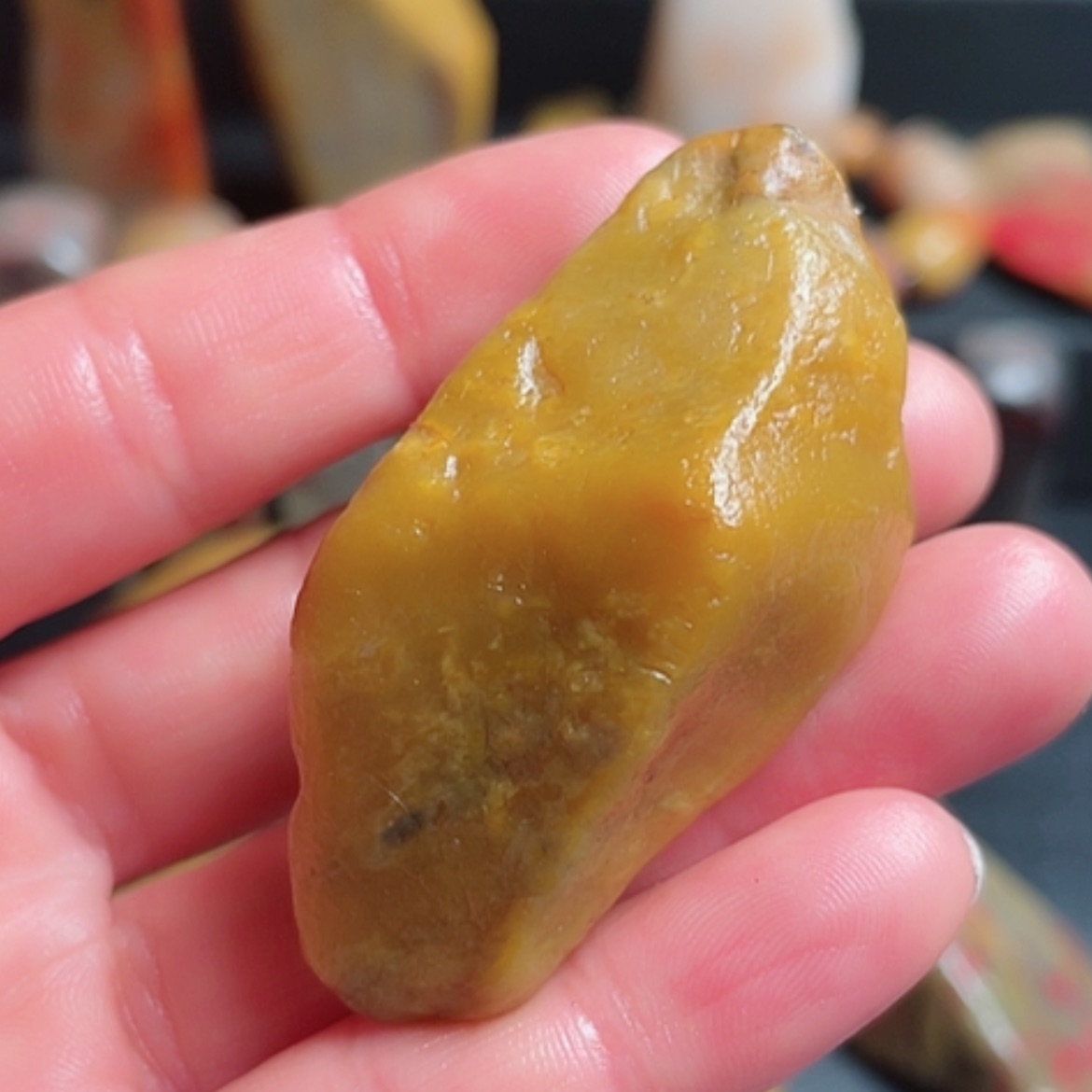 【闪购商品】昌化石天*沙昌化田黄石