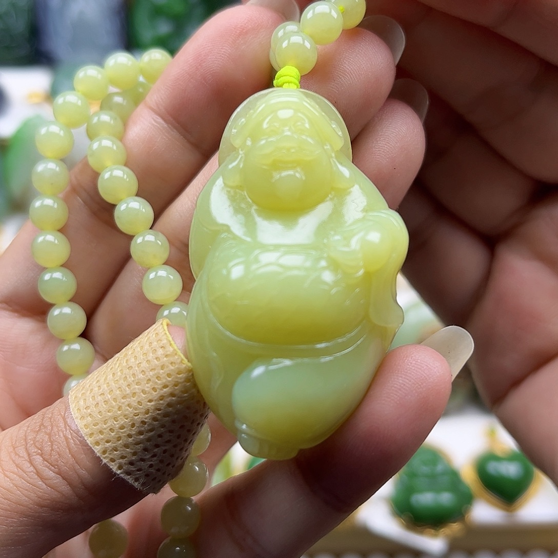 和田玉未镶嵌颈饰