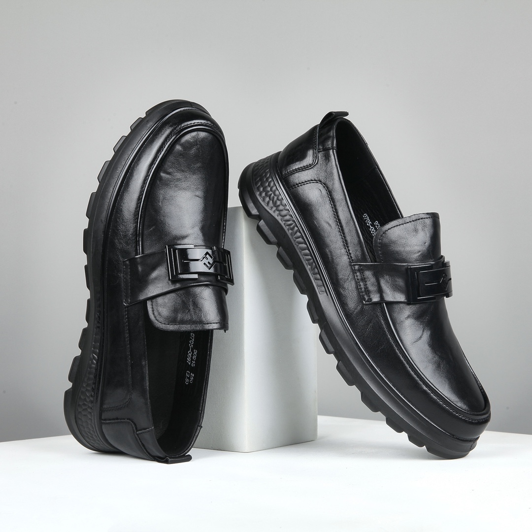 90915头层牛皮新款时尚舒适休闲百搭轻质软底透气养脚休闲皮鞋男