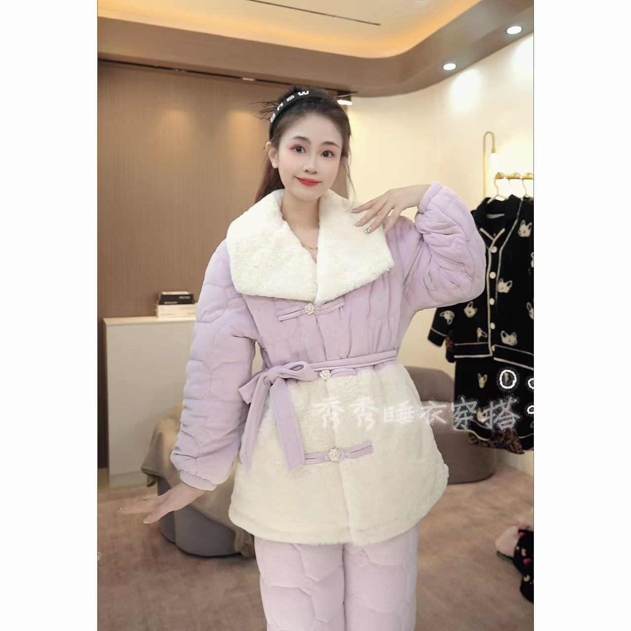 【秀秀家】冬季上新《紫繁花》三层夹棉印花长袖长裤睡衣套装加厚