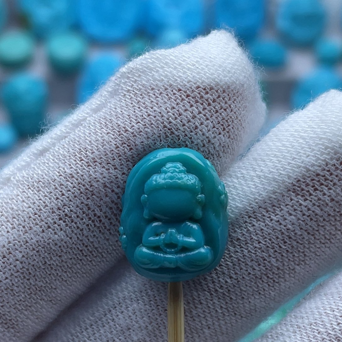 绿松石未镶嵌珠宝奇石