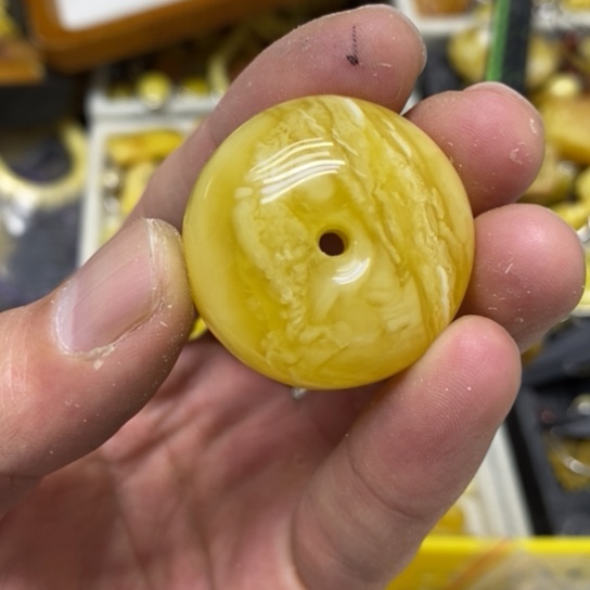 蜜蜡裸石未镶嵌吊坠