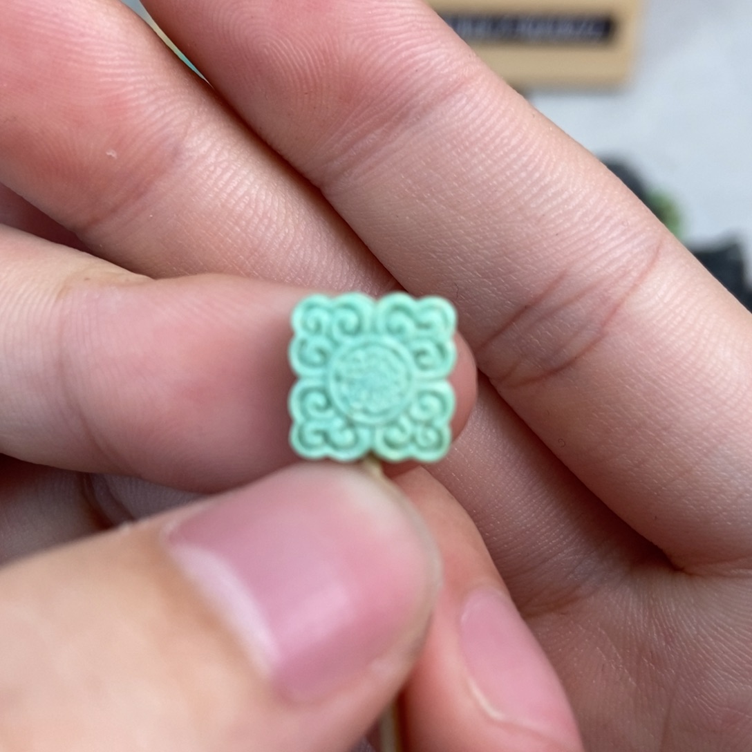 绿松石雕刻未镶嵌