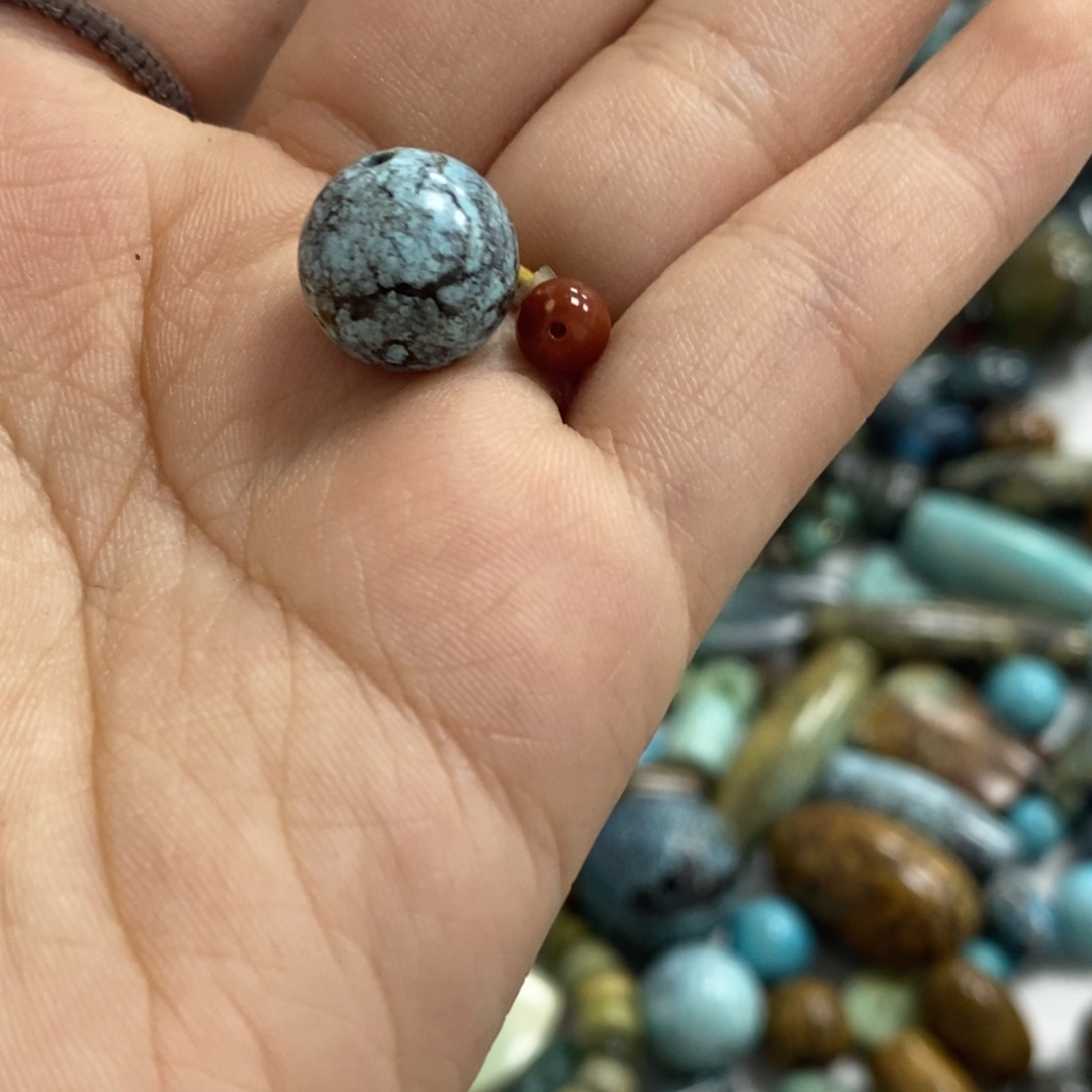 南红玛瑙未镶嵌珠宝奇石