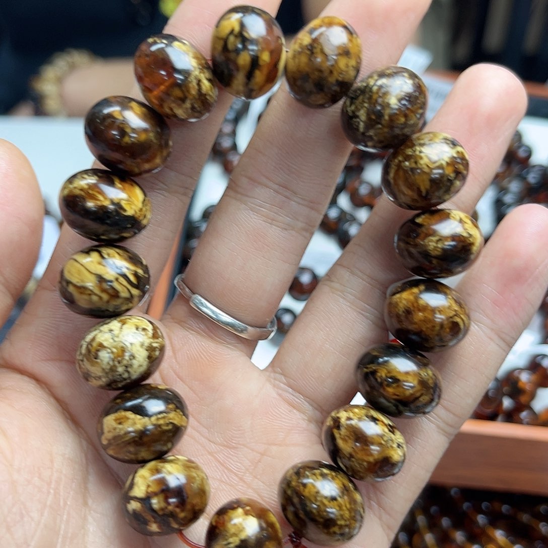 琥珀裸石未镶嵌15花珀