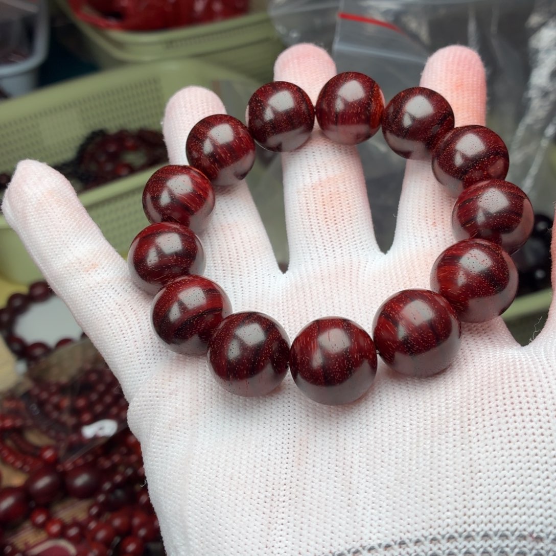 小叶紫檀手串/手链j****r1.8