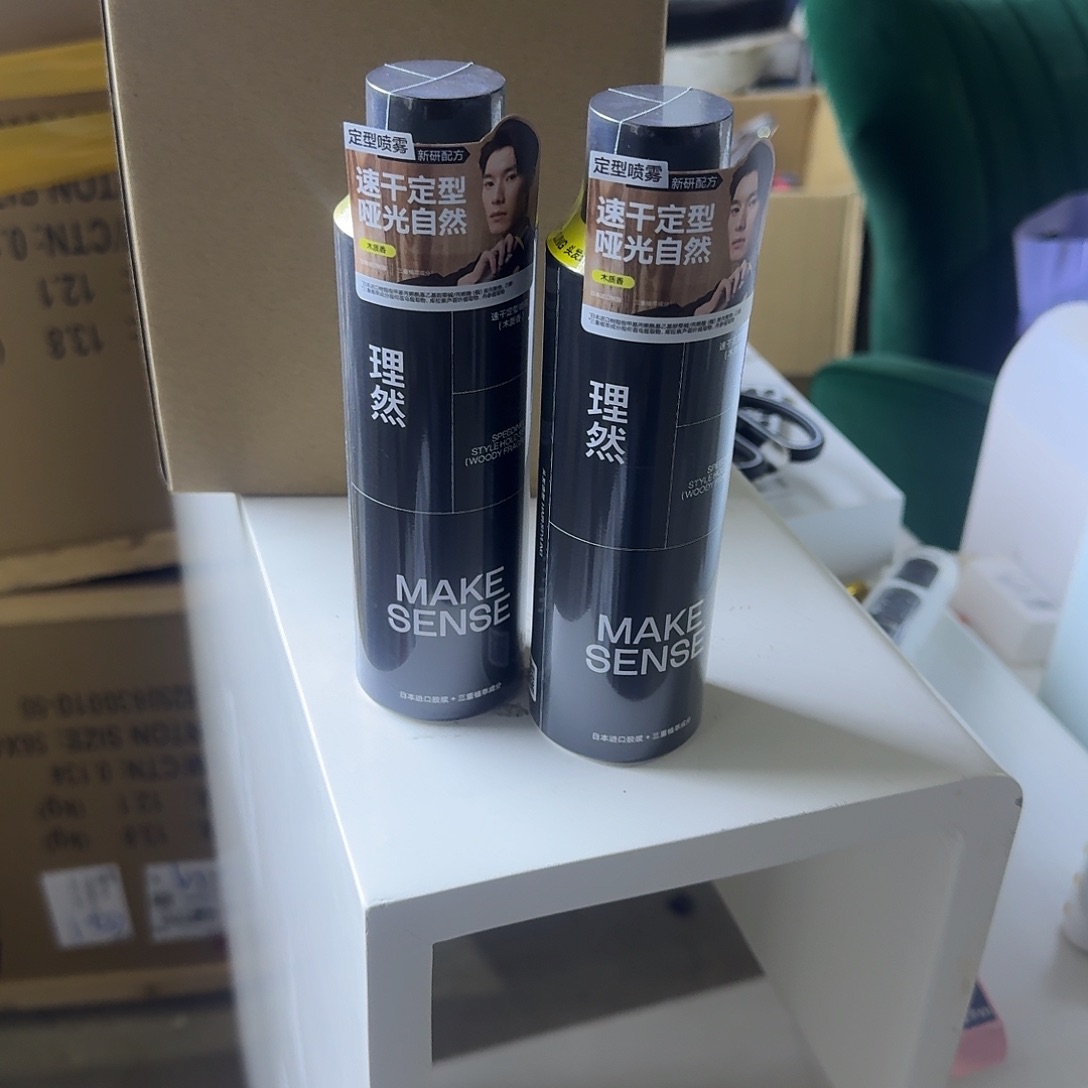 *****混纺木（红木类）两瓶理然造型品