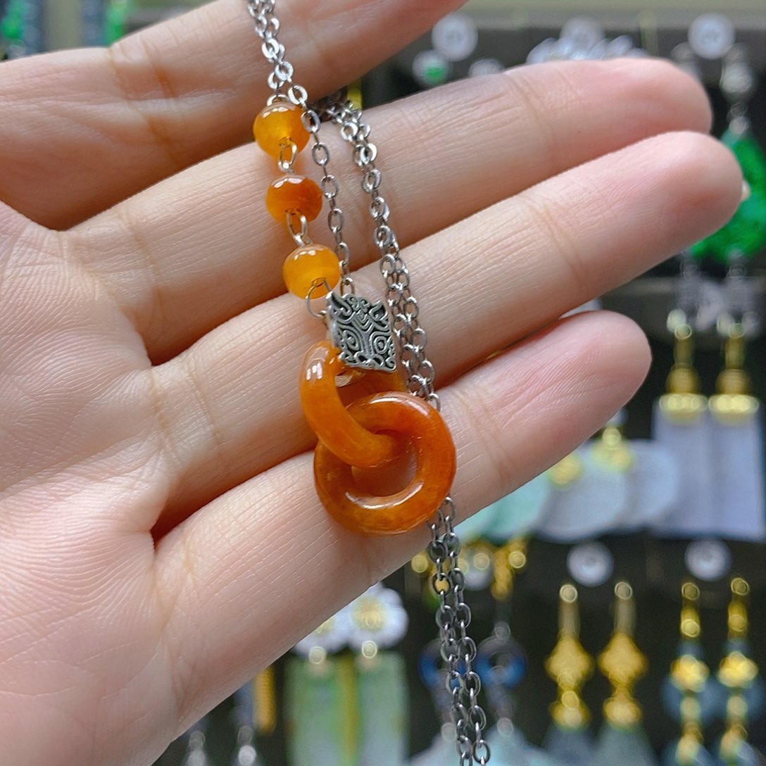 未镶嵌翡翠耳饰翡翠