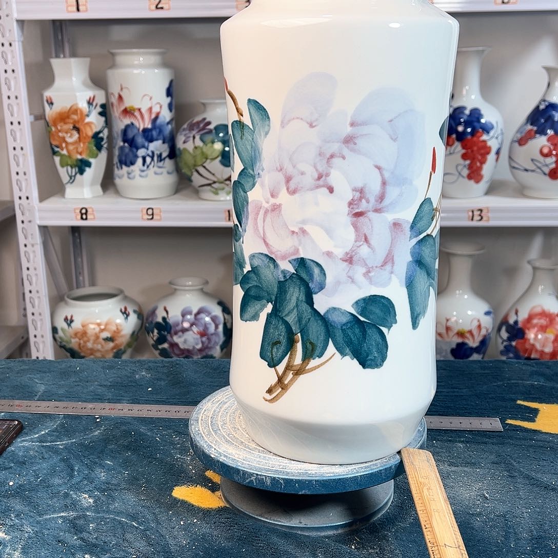 摆件景德镇陶瓷书紫牡