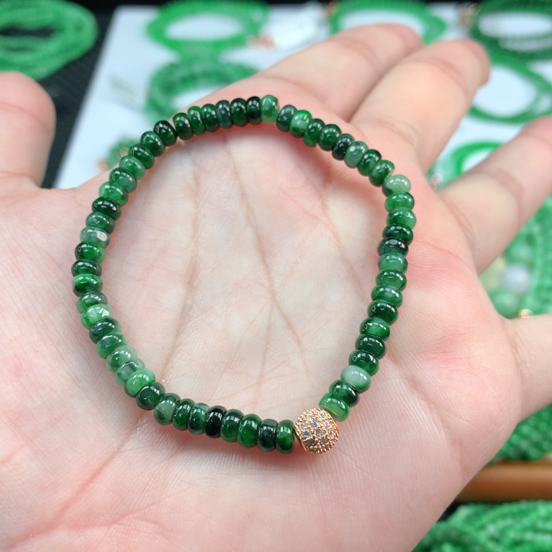 翡翠手链未镶嵌翡翠