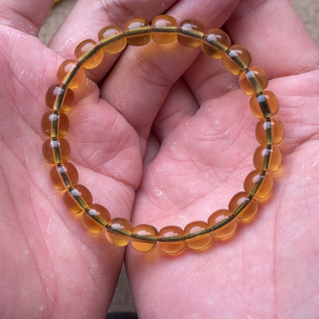琥珀珠宝奇石未镶嵌