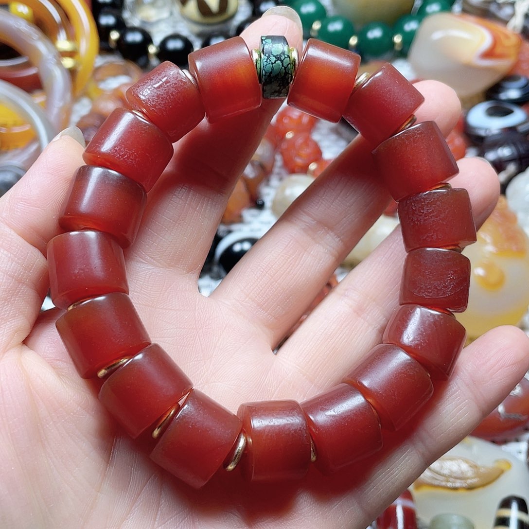 玛瑙/玉髓挂件未镶嵌