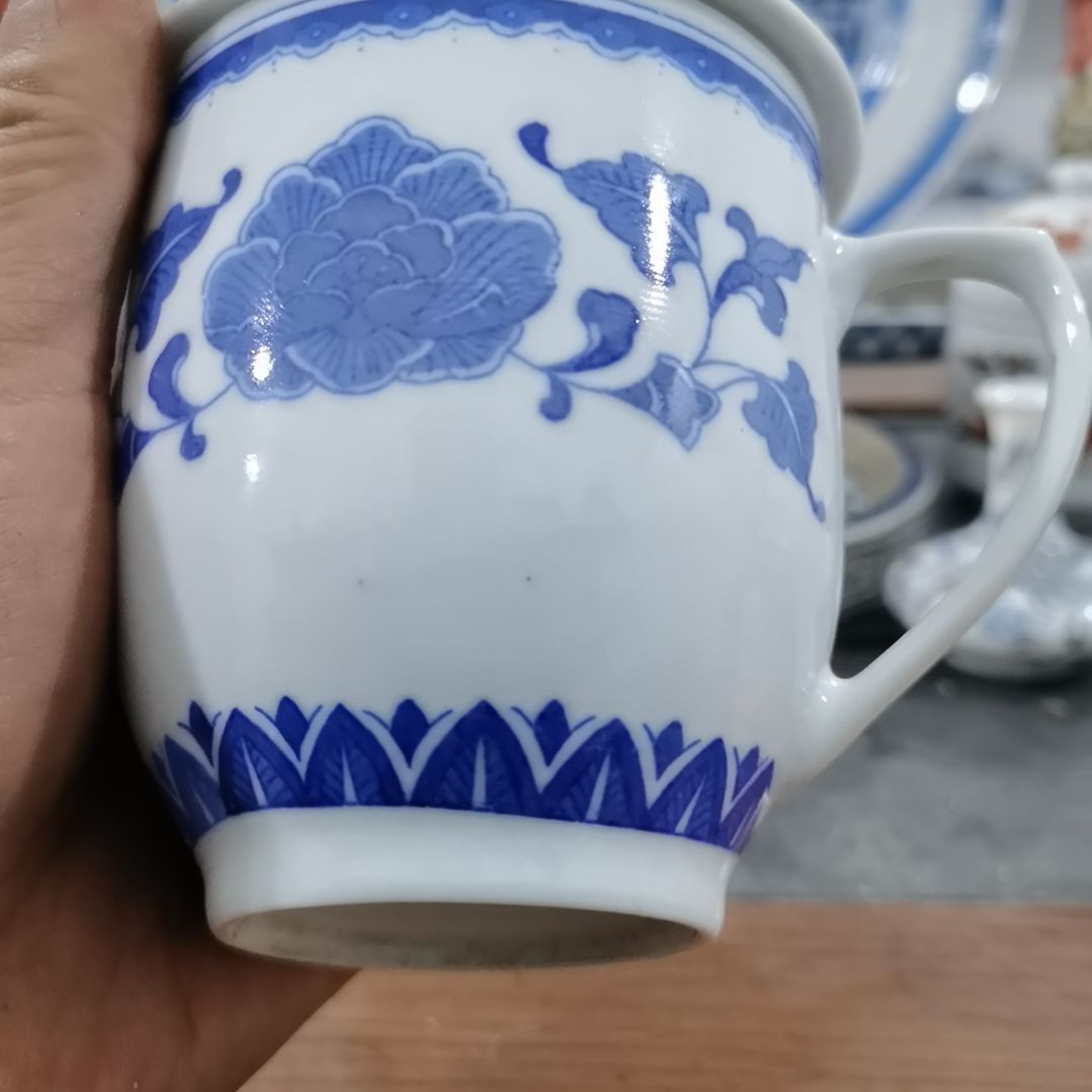 景德镇陶瓷工艺品h**s