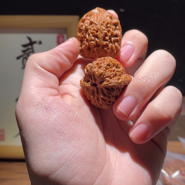 *****文玩核桃把件31全品南疆石打好底