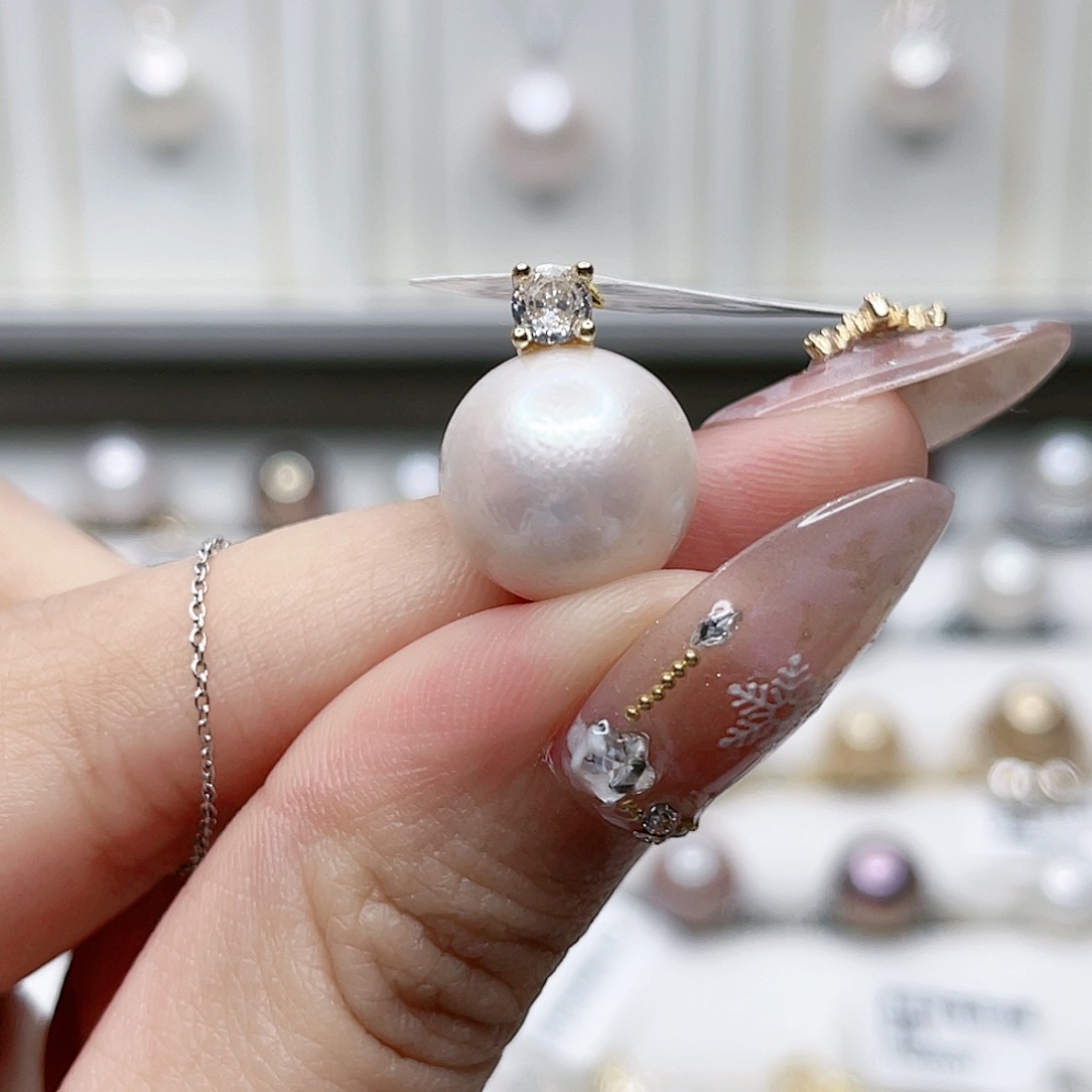 淡水珍珠吊坠(赠链)未镶嵌