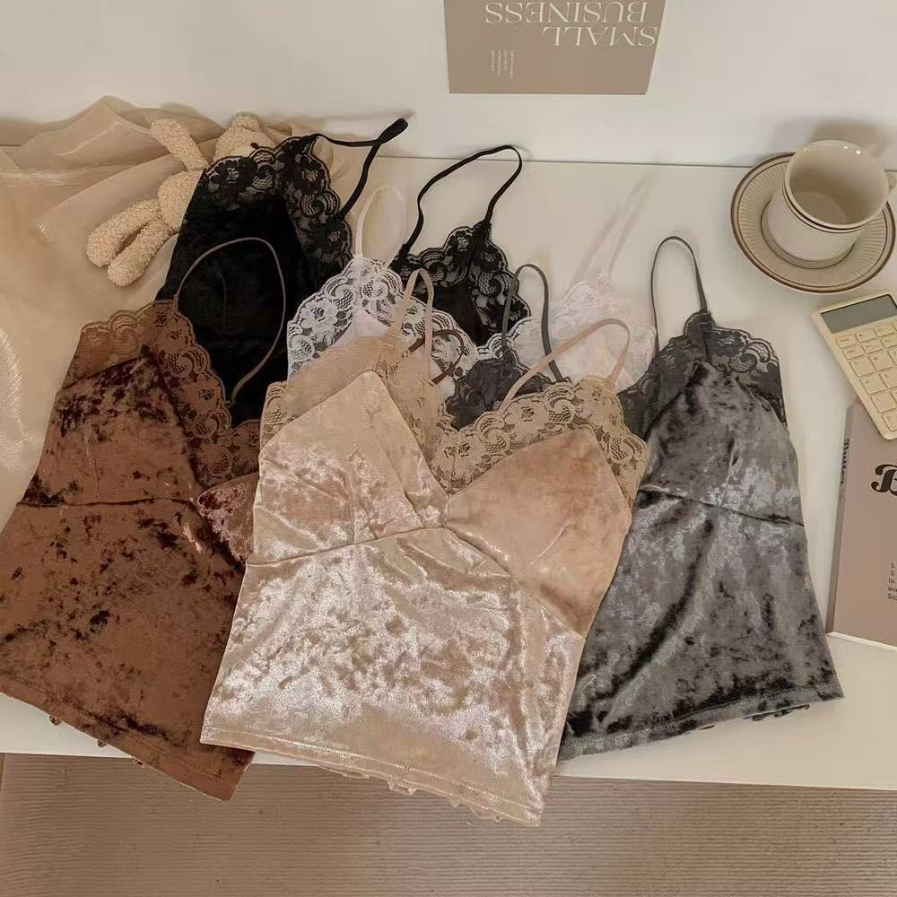 纯欲辣妹丝绒蕾丝拼接吊带