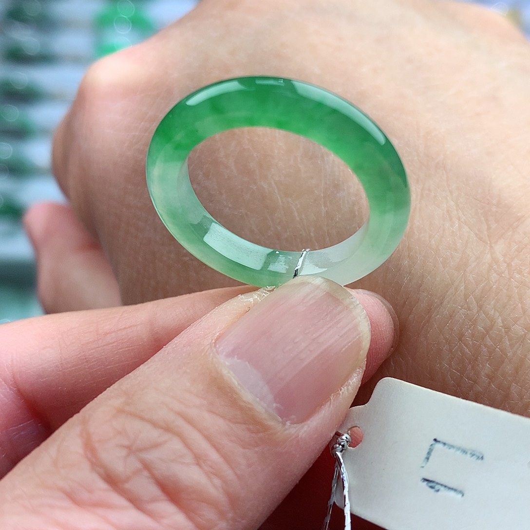 未镶嵌戒指翡翠17号