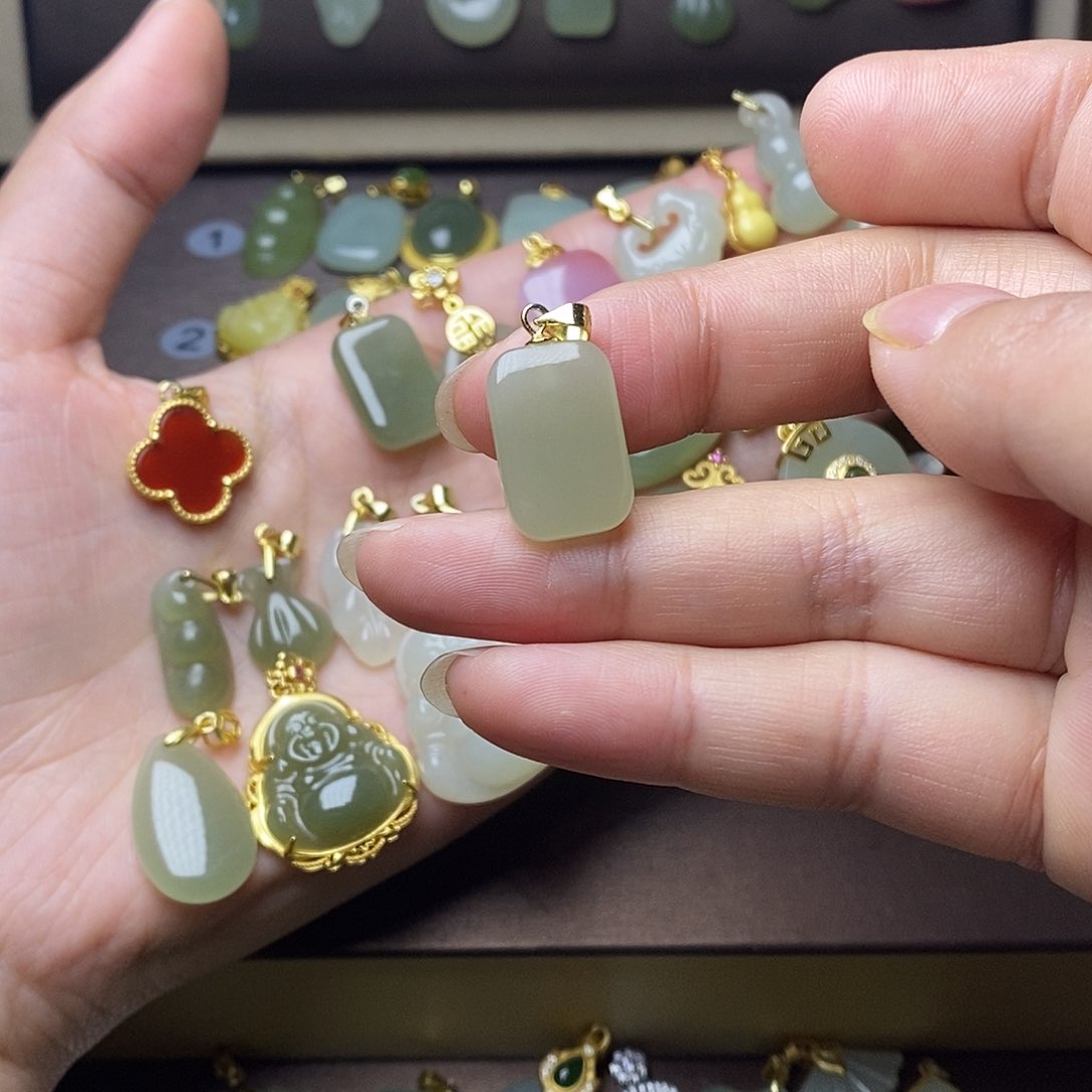 和田玉颈饰银S925镶嵌