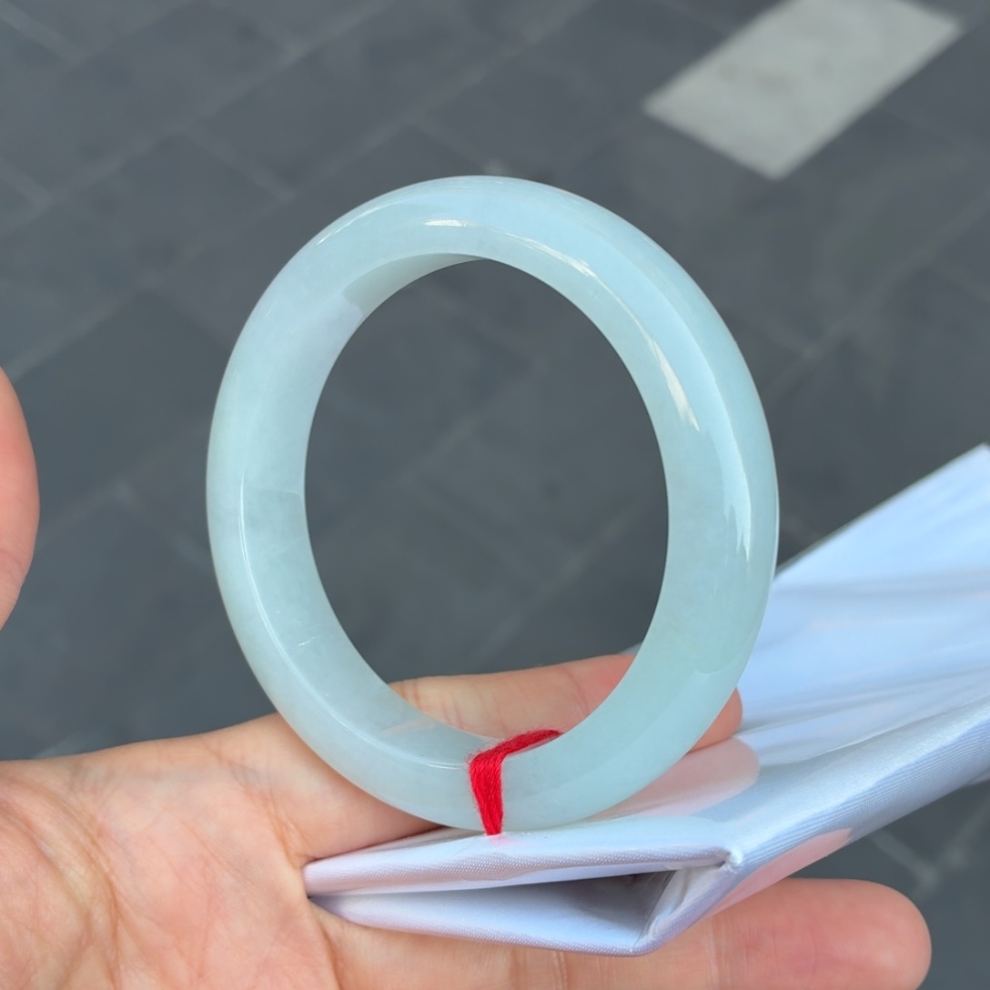 翡翠未镶嵌手镯天然缅甸翡翠手镯