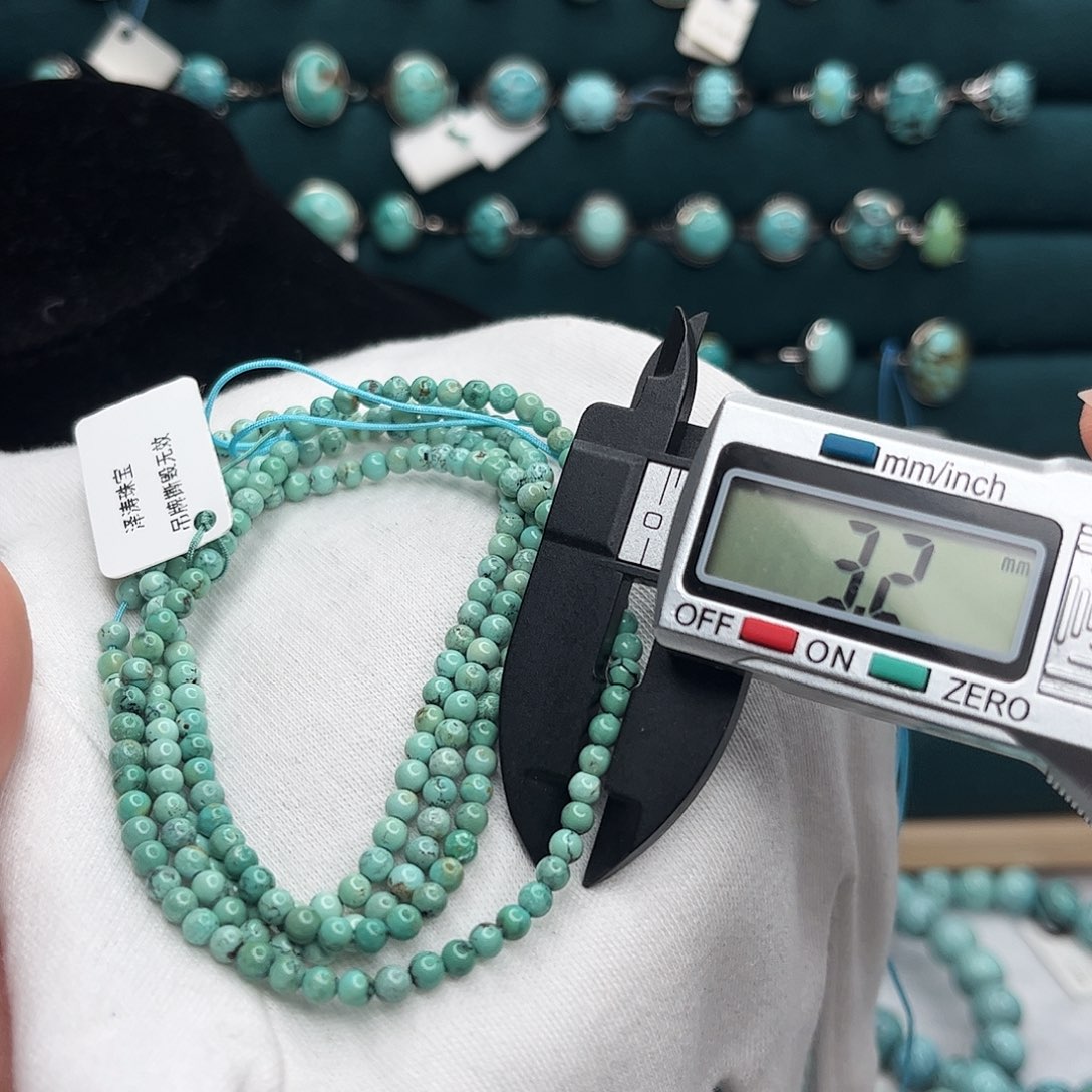 绿松石绿松石未镶嵌