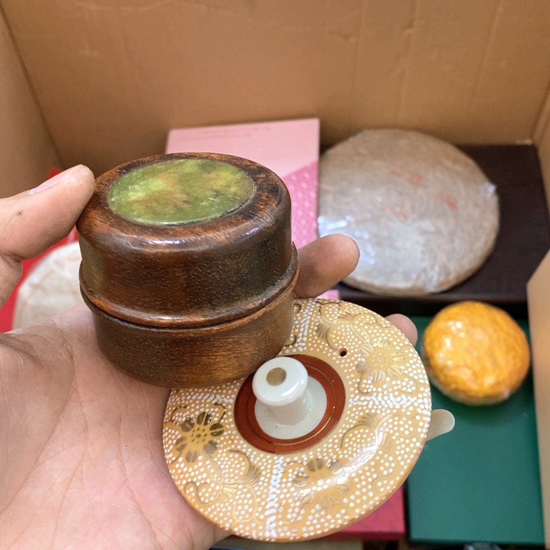瓷片哈哈哈真的觉得有点