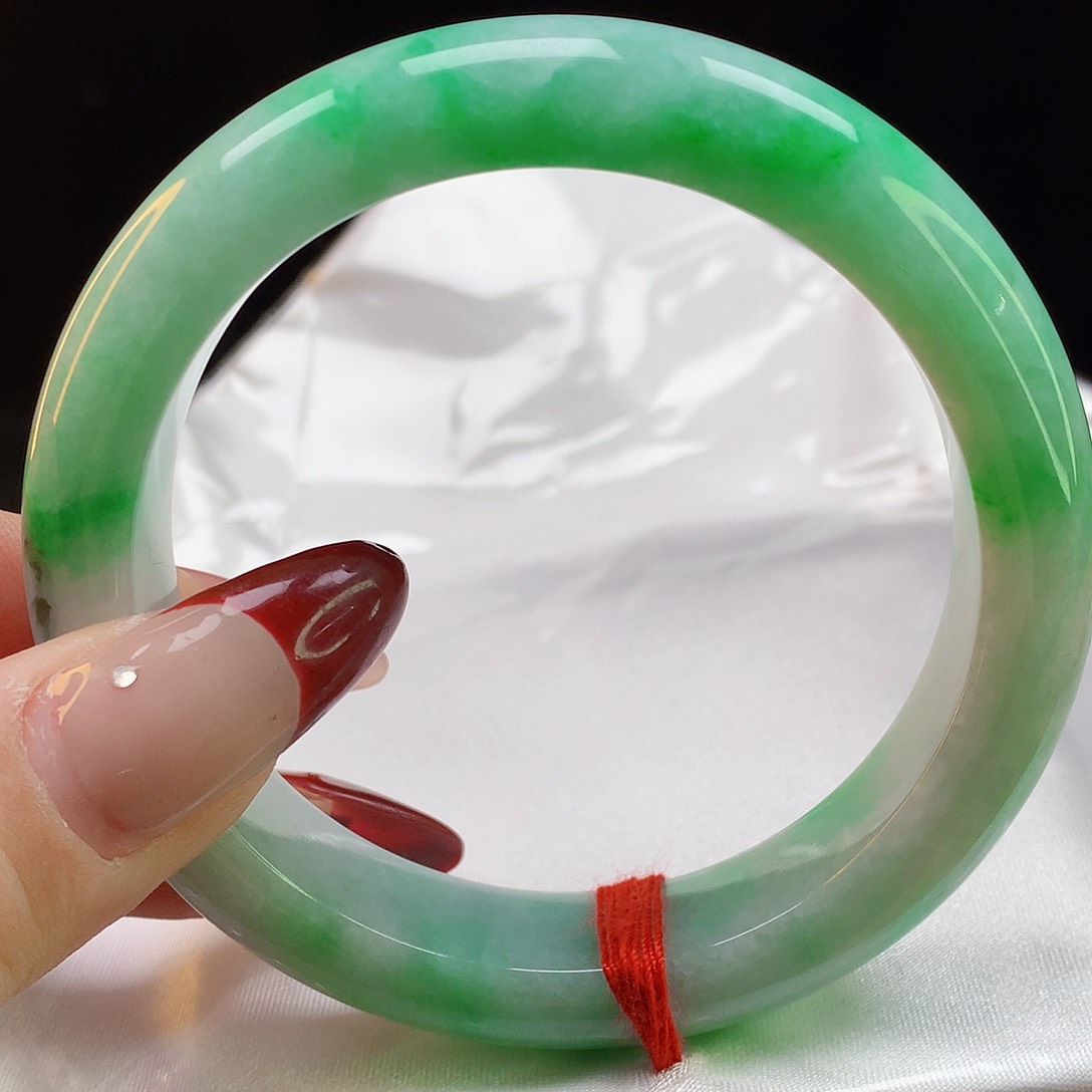 翡翠手镯未镶嵌天然翡翠1130