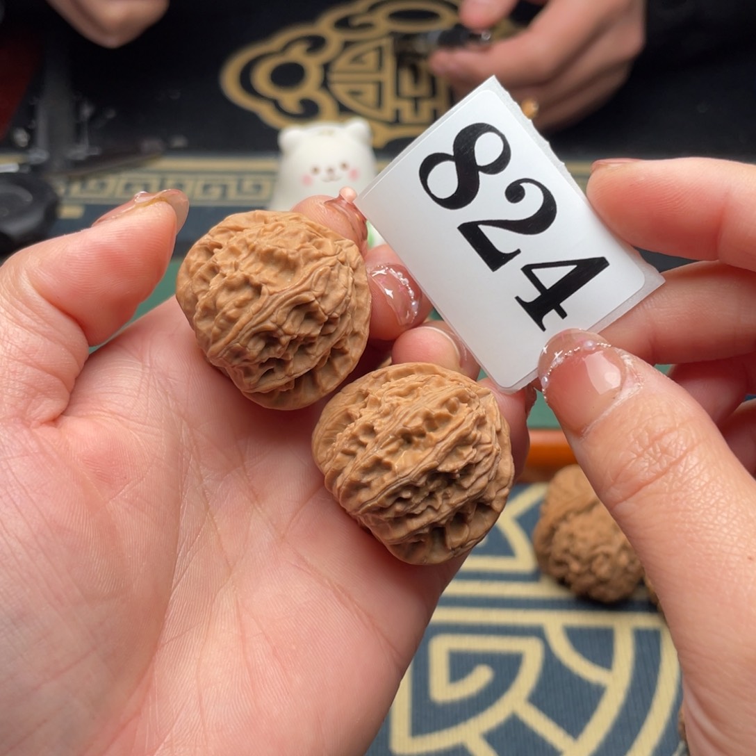 桃核把件33全品三角白824号