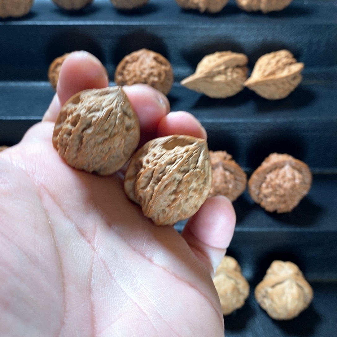 桃核把件野生原树七步沟29