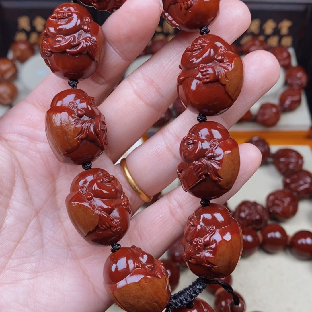 Q***生吊坠橄榄核八宝弥勒