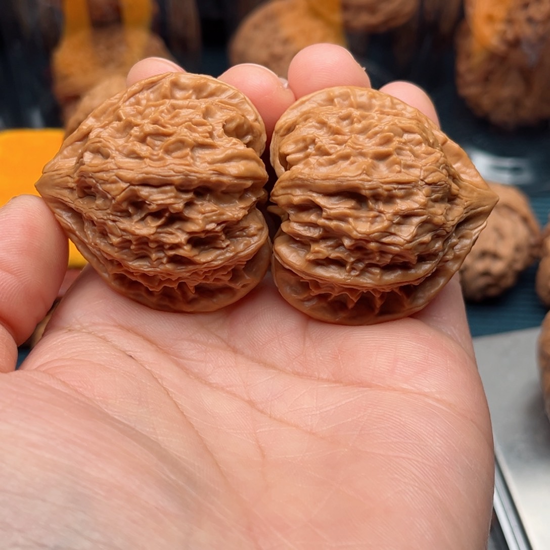 【闪购商品】桃木德****家文玩核桃手把件41血灯笼