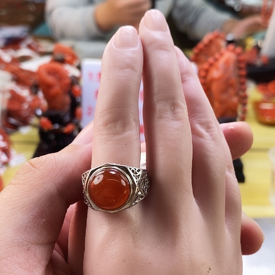 南红玛瑙未镶嵌手链