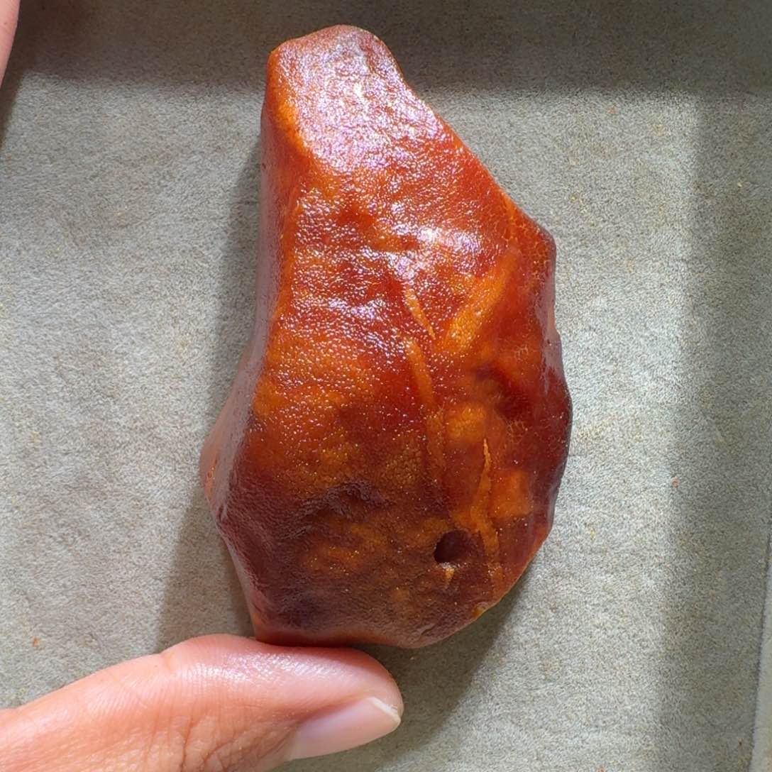 未镶嵌定制琥珀定制