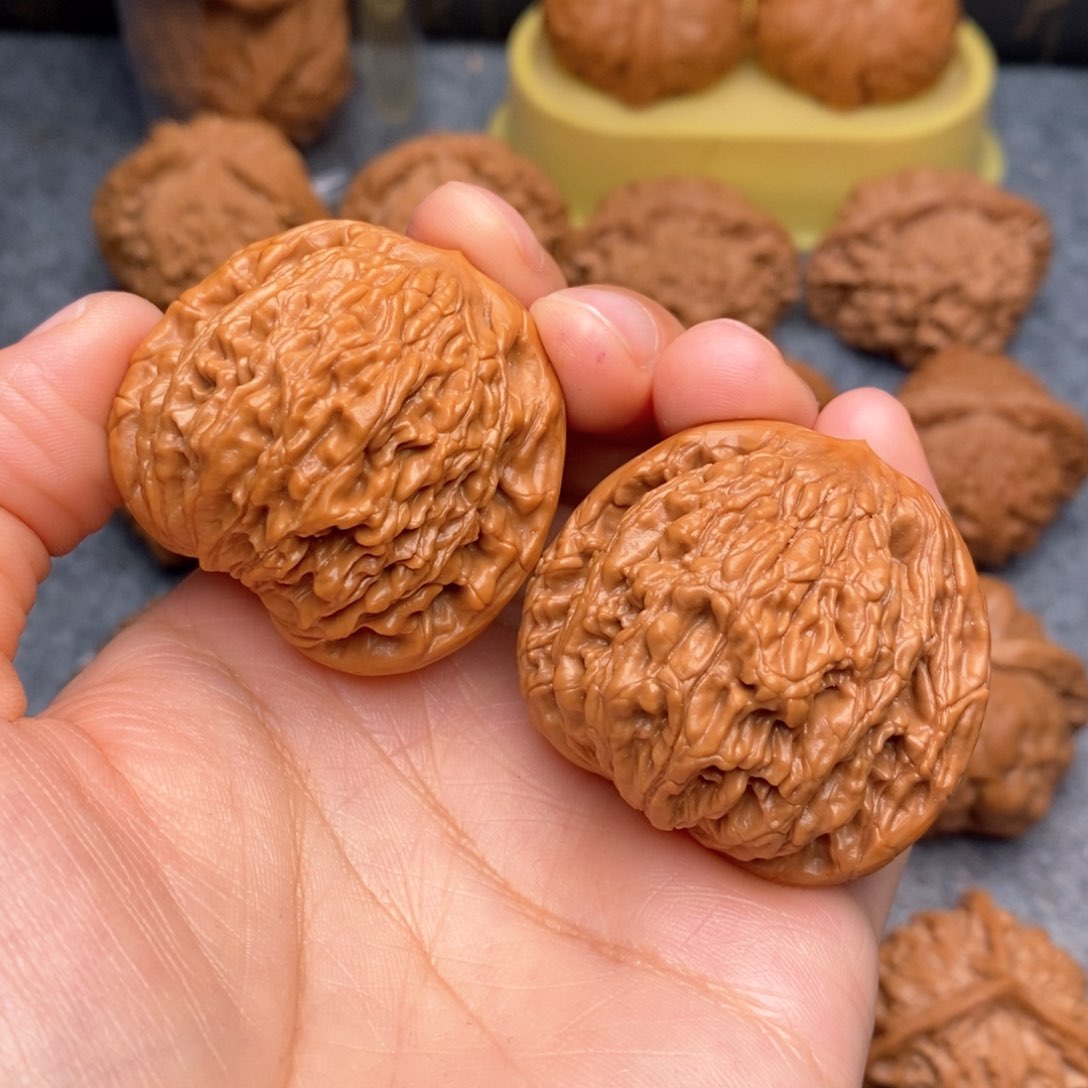 文玩核桃把件无****歌粗筋虎41加