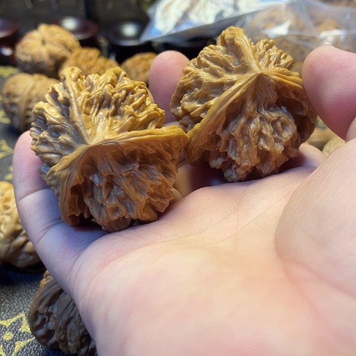 吊坠文玩核桃三棱