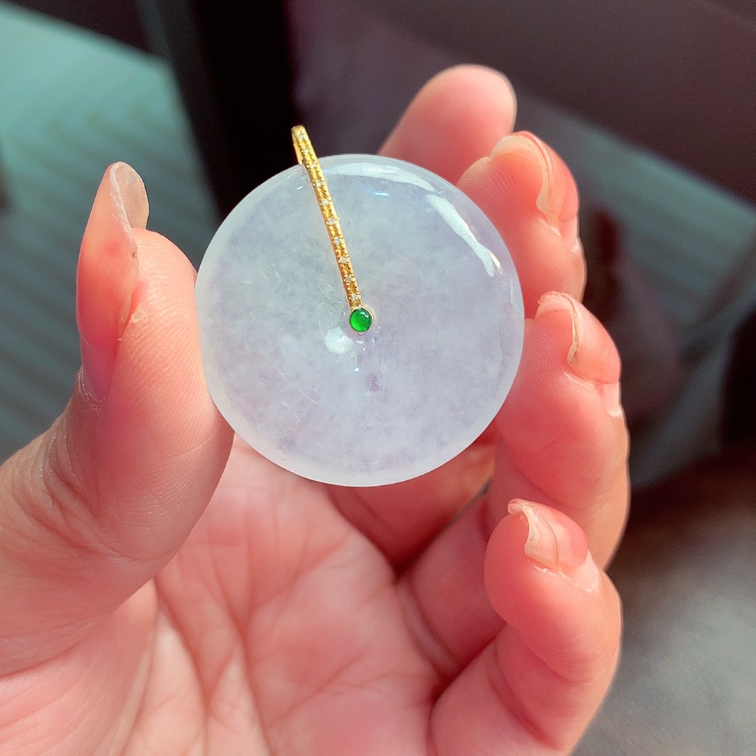 翡翠颈饰18K金镶嵌翡翠