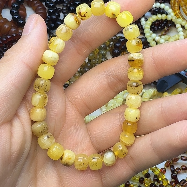 琥珀未镶嵌珠宝奇石