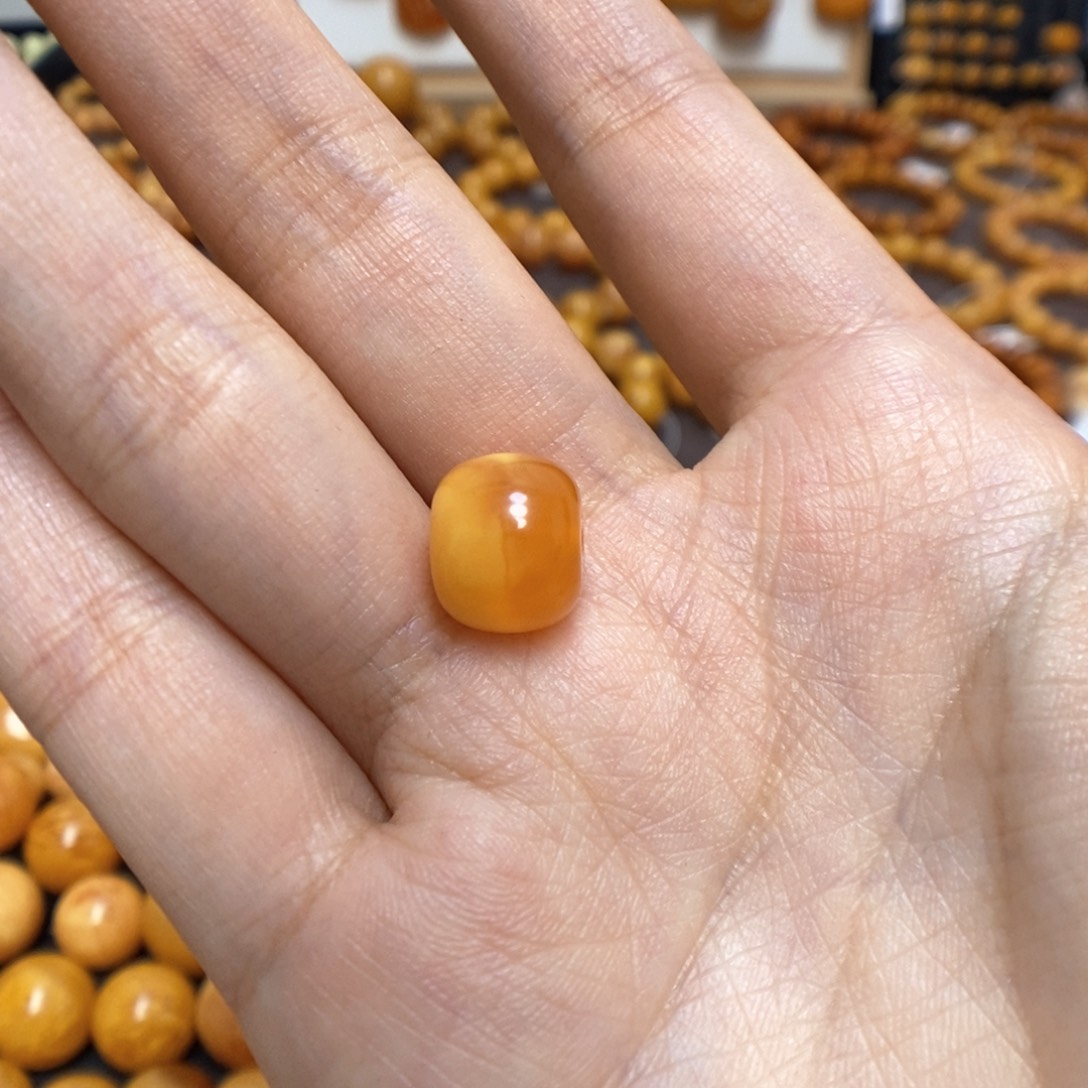 蜜蜡裸石未镶嵌?****配饰