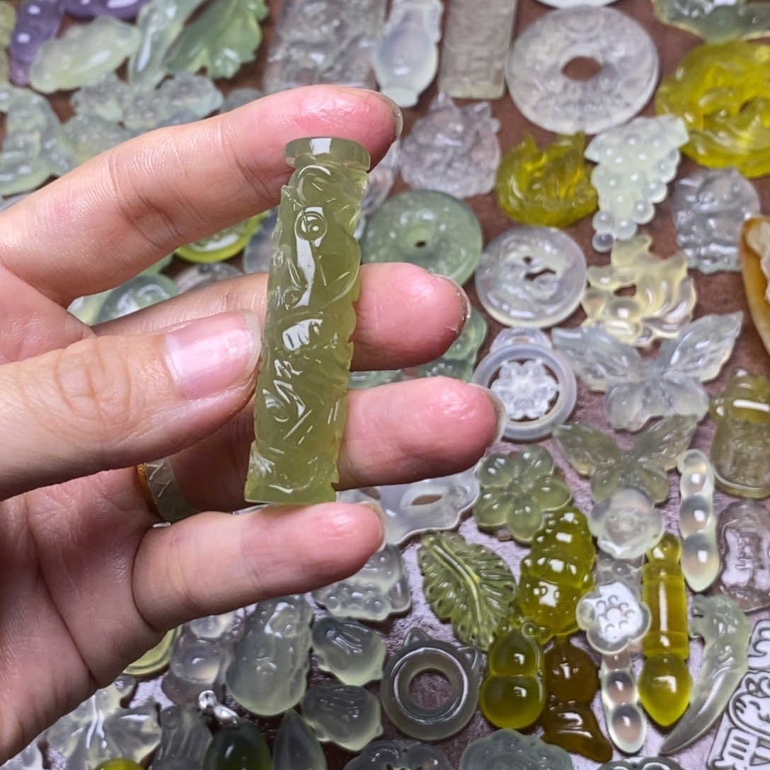 蛇纹石玉合金项链