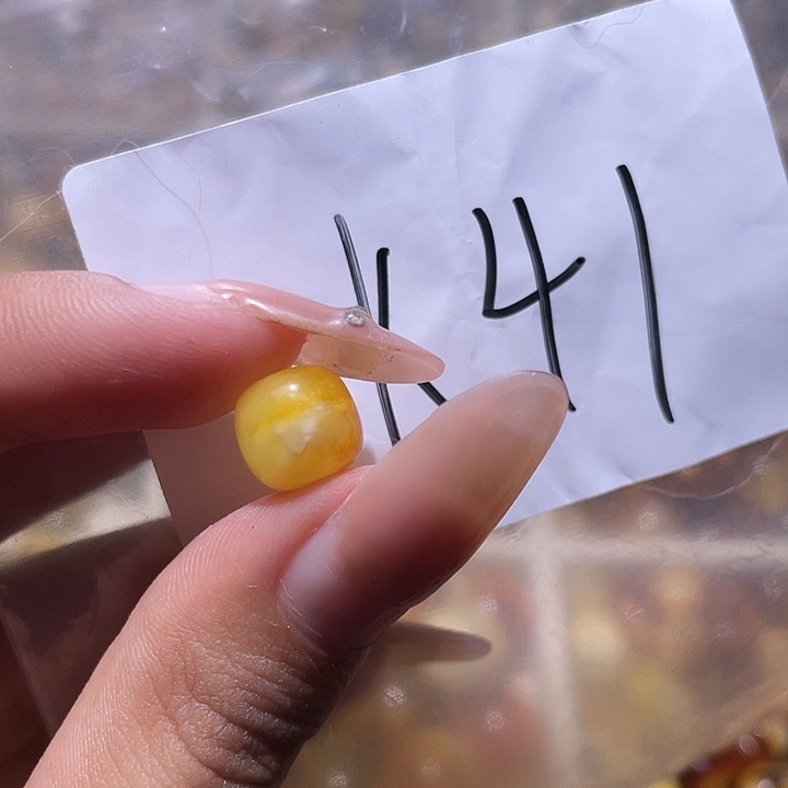 裸石琥珀未镶嵌9.4福利