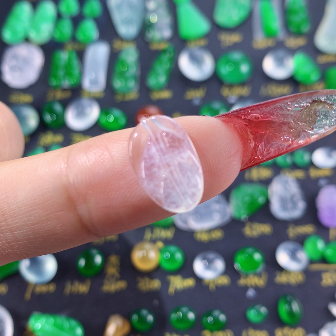 翡翠颈饰未镶嵌纯天然缅甸翡翠A货