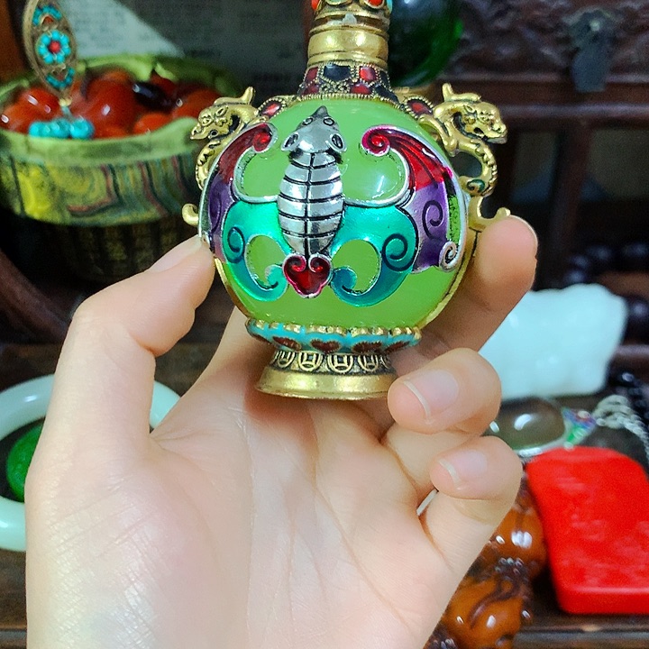 织绣正能量的人是不会有的没到位吧