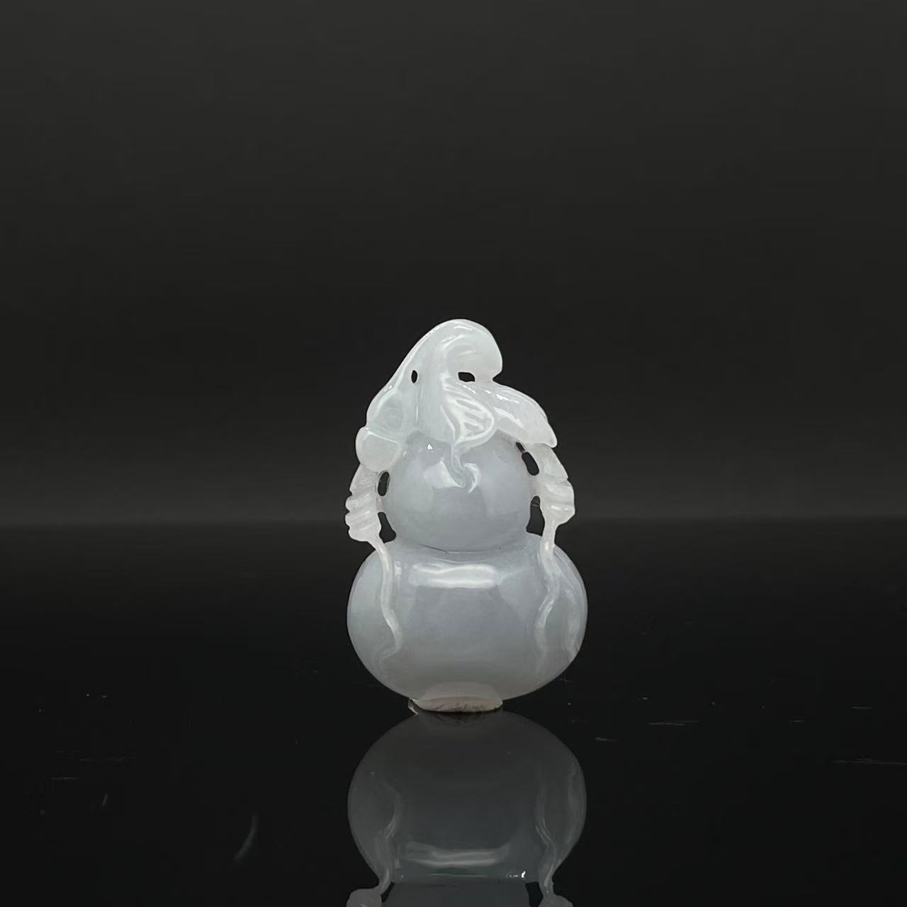 R135   翡翠花件   FKM035439