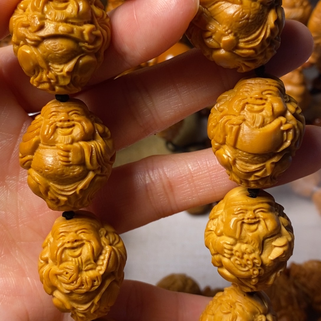 劉***手串/手链橄榄核八大财神