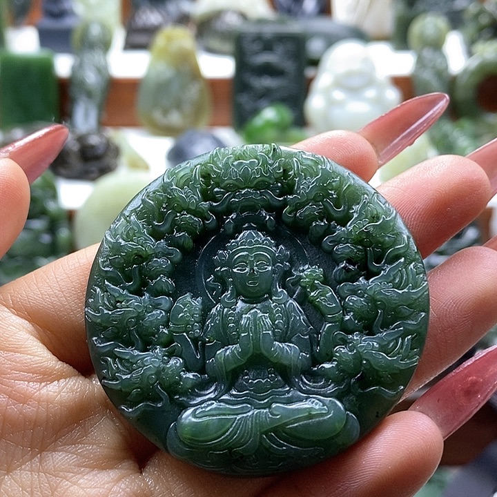 和田玉颈饰未镶嵌